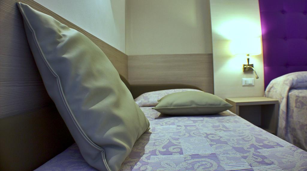 Hotel Sara Caorle Zewnętrze zdjęcie