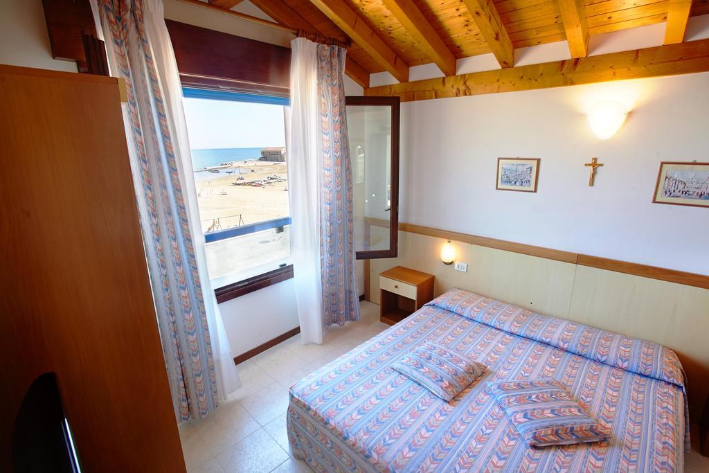Hotel Sara Caorle Pokój zdjęcie